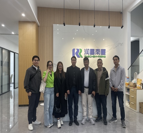 Bienvenue aux clients vietnamiens dans notre entreprise